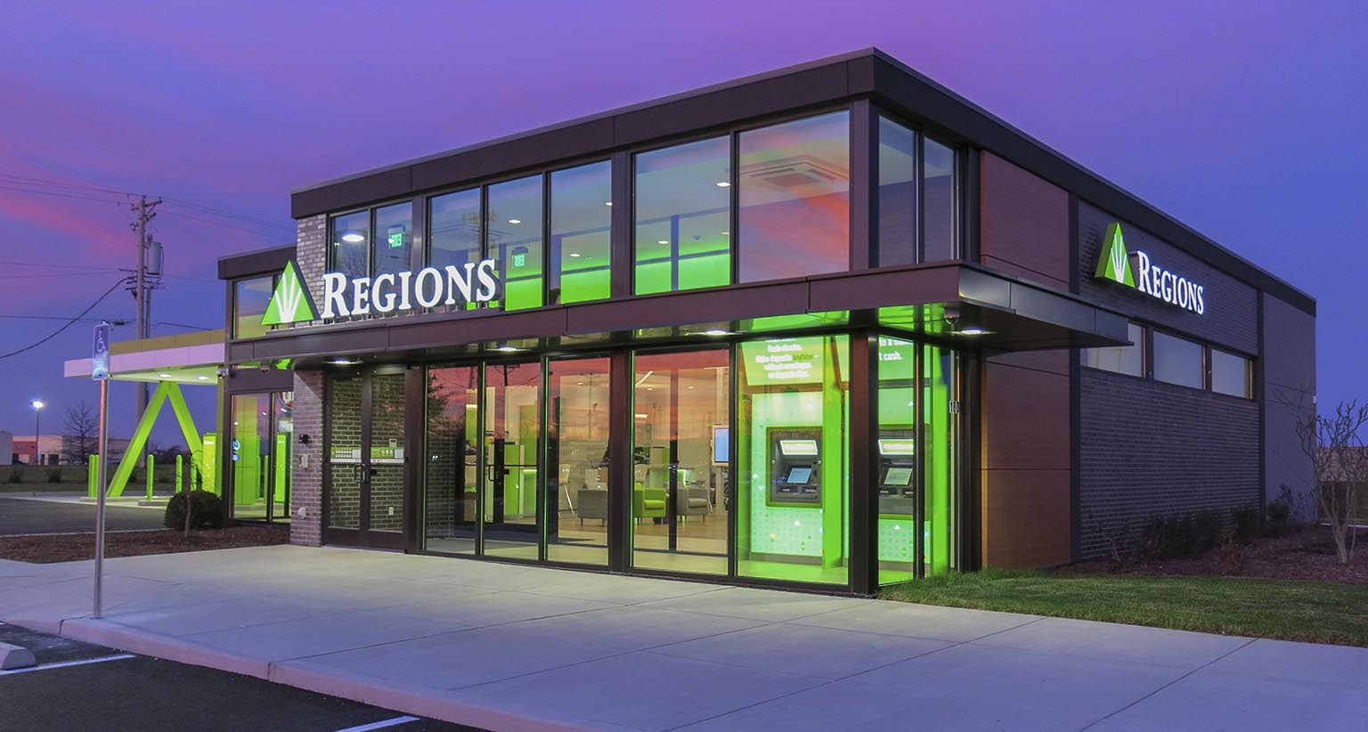 Regions Bank 網(wǎng)點(diǎn)設(shè)計(jì)